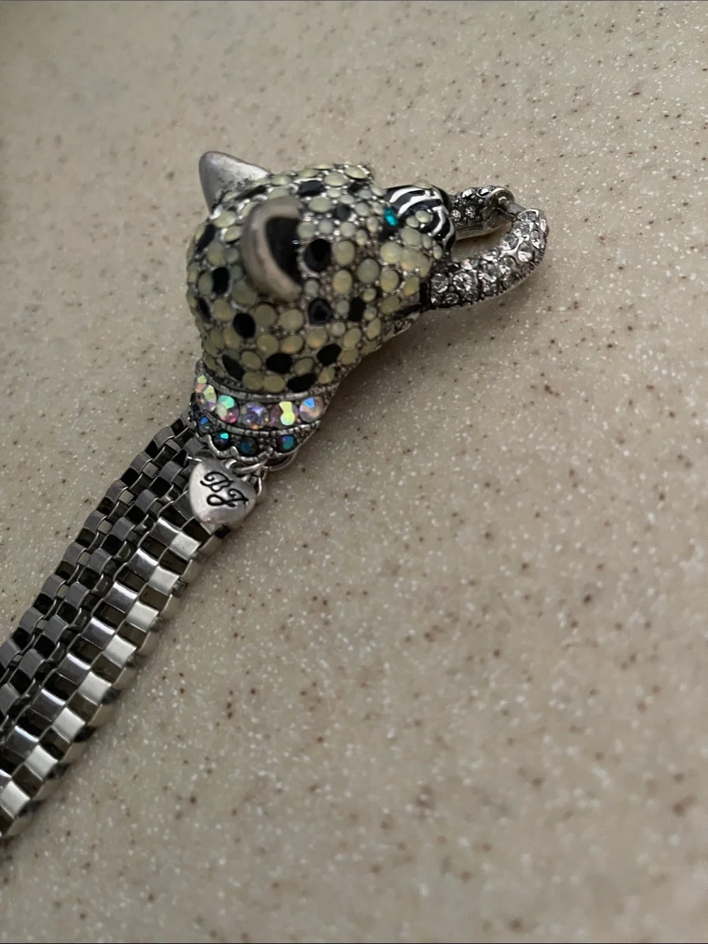 Betsey Johnson Silver-tone Panther 7 in bracelet with Crystal Accents Great Cond - Picture 9 of 10